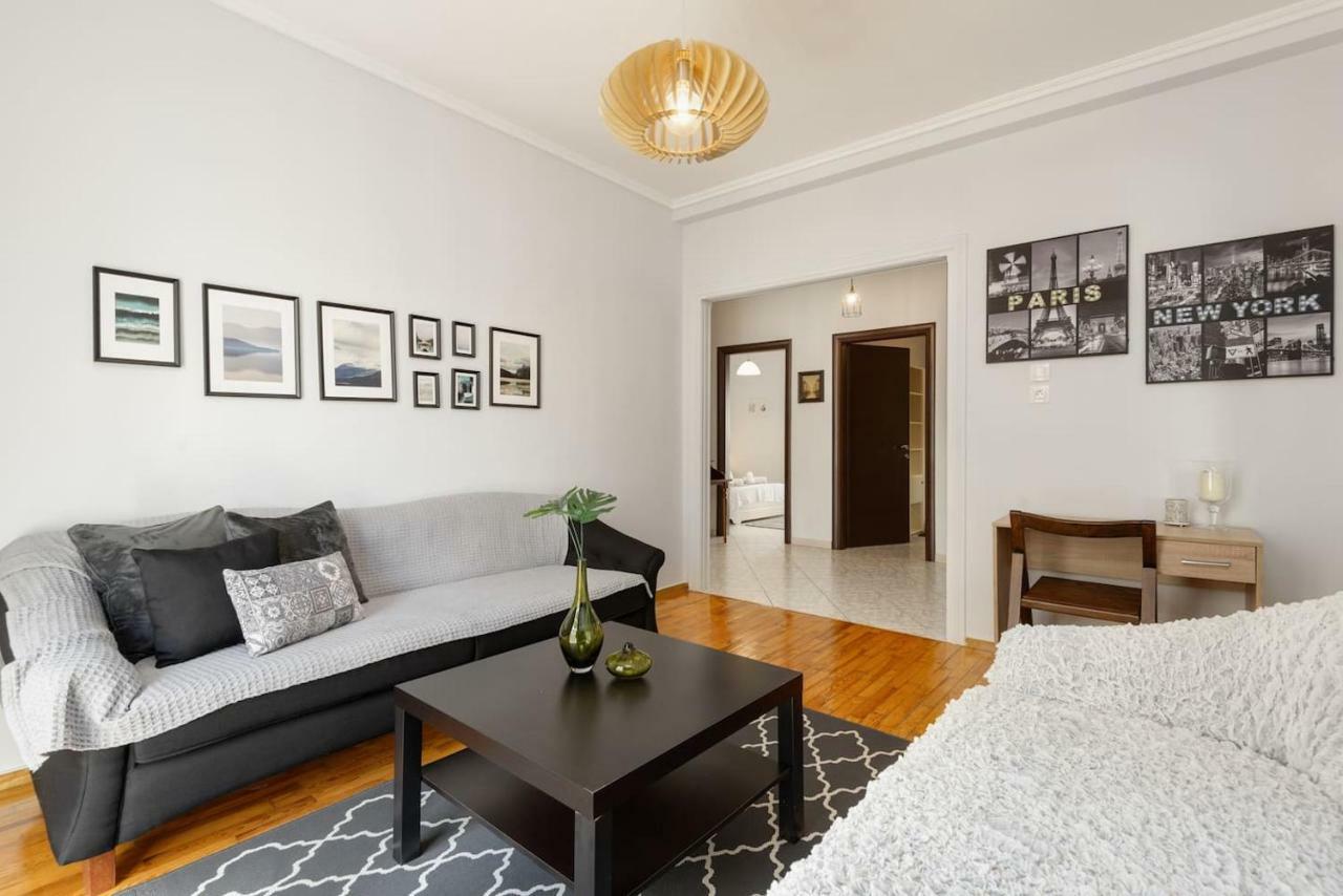 Upscale And Spacious 3Br Home Tesalonika Bagian luar foto
