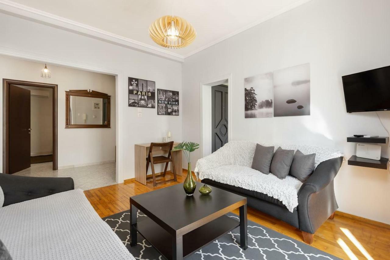 Upscale And Spacious 3Br Home Tesalonika Bagian luar foto