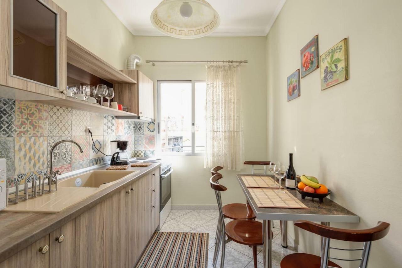Upscale And Spacious 3Br Home Tesalonika Bagian luar foto